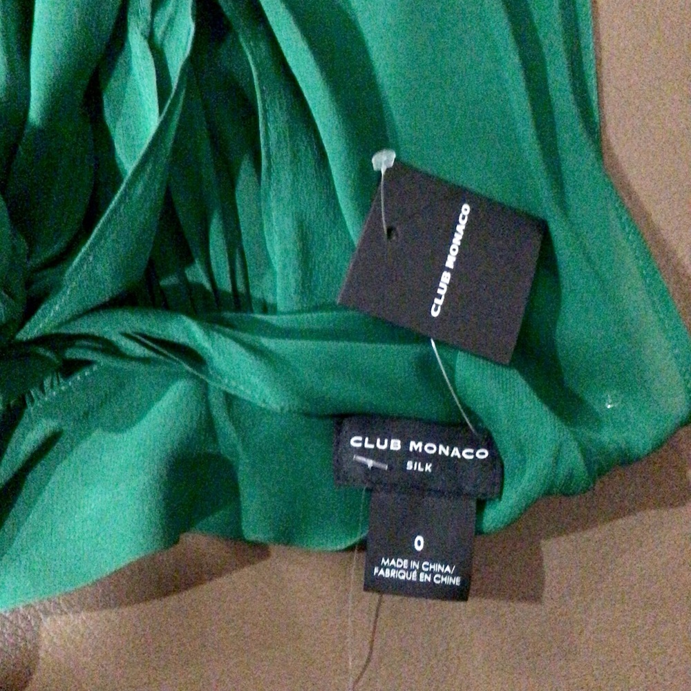 100% Silk Club Monaco Incredible Dress - Picture 4 of 14